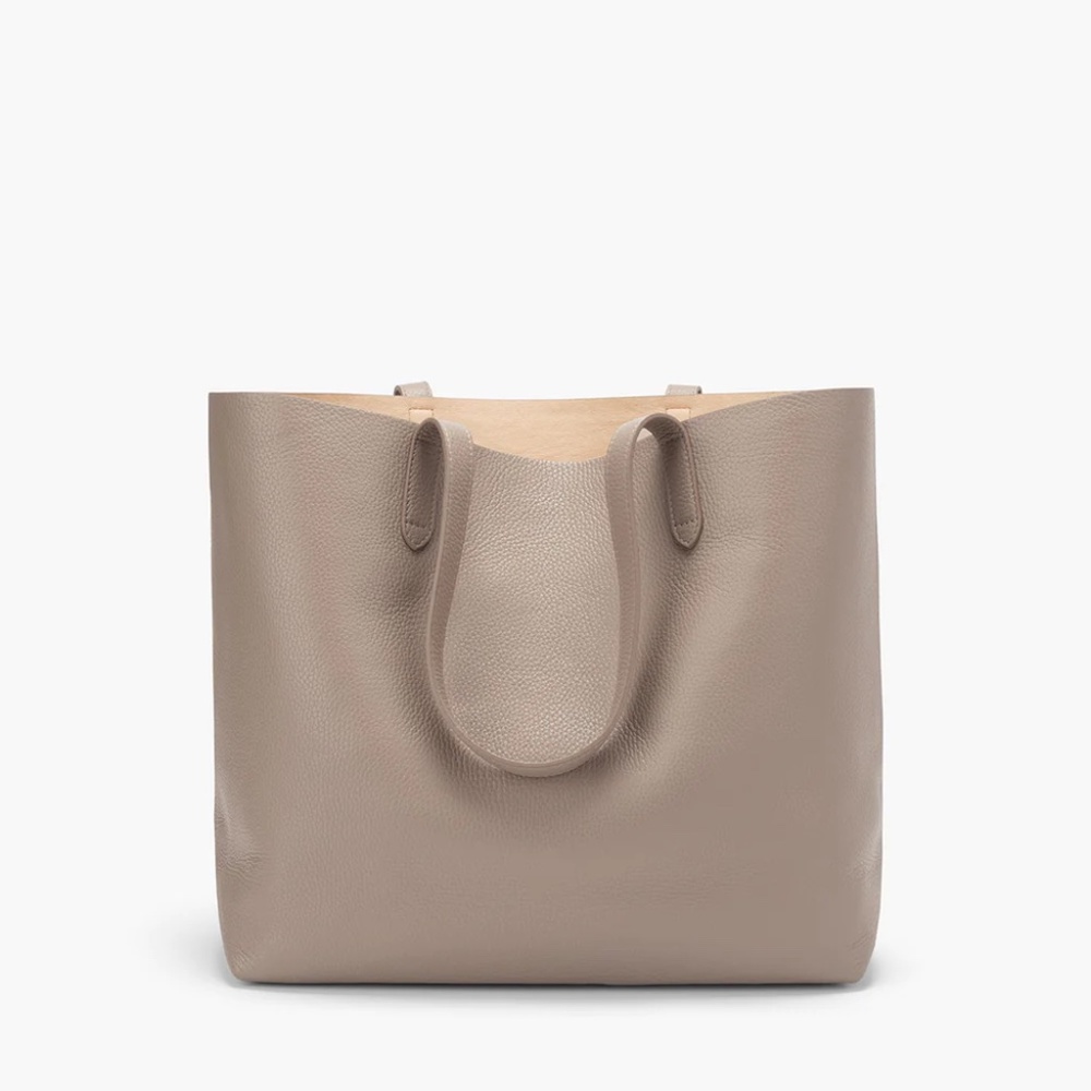 Cuyana structured tote and organizational insert in Stone and Blush